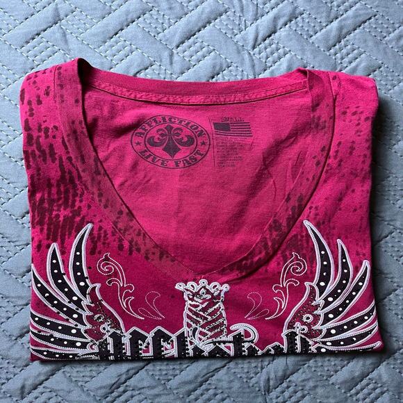 Affliction T-Shirt Y2K Small Crimson Embellish Rhinestone Wings Fleur de Lis Emo - Picture 9 of 9